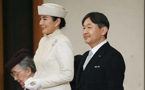 Hoàng Thái tử Naruhito lên ngôi Hoàng đế Nhật Bản với niên hiệu Reiwa - Anh 1