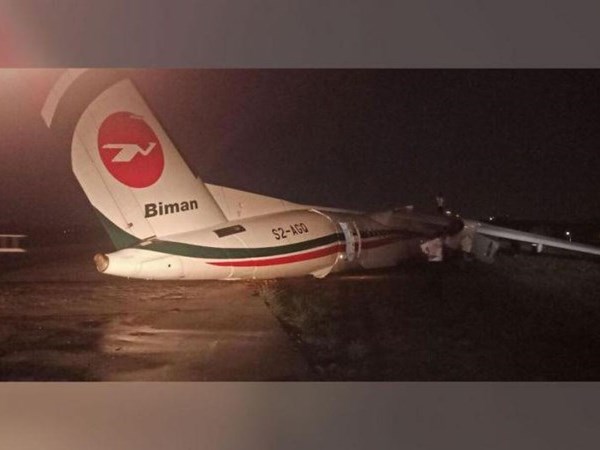 Máy bay Bangladesh nứt vỡ khi hạ cánh ở Myanmar, 11 người bị thương - Anh 1