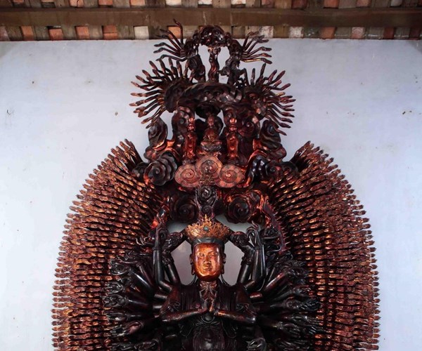 Hưng Yên công bố bảo vật quốc gia tượng Phật Quan Âm chùa Mễ Sở - Anh 2