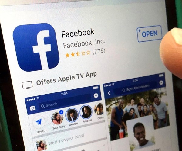 eMarketer: Người Mỹ ngày càng giảm thời gian cho việc 'lướt' Facebook - Anh 1