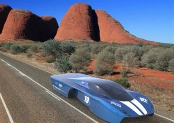 Australia sẽ tổ chức giải đua xe chạy bằng năng lượng Mặt Trời - Anh 1