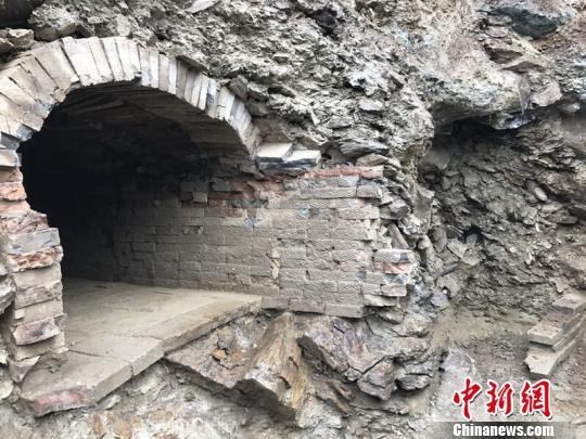 Phát hiện khu mộ cổ 2.000 năm tuổi ở miền Trung Trung Quốc - Anh 1