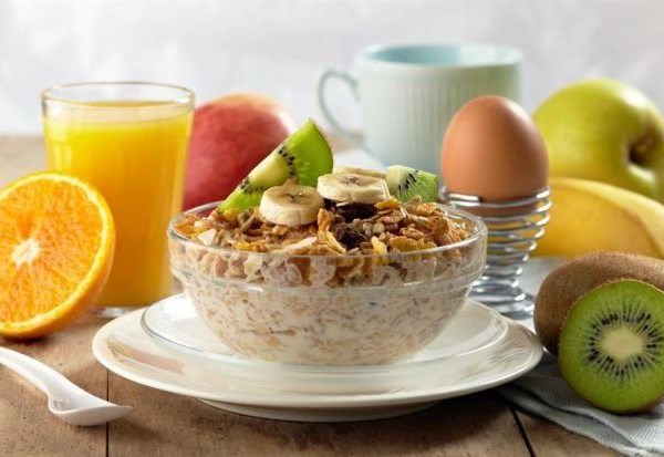 Không ăn bữa sáng sẽ làm tăng nguy cơ tử vong do tim mạch? - Anh 1