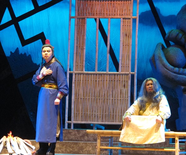 Nghệ sĩ Quang Khải xuất thần với vai Hồ Quý Ly trên sân khấu cải lương - Anh 2