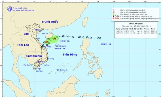 Áp thấp nhiệt đới suy yếu, gây mưa rất to từ Nghệ An đến Thừa Thiên Huế - Anh 1