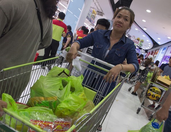 Nhiều siêu thị Thái Lan ngừng cung cấp túi nhựa dùng một lần từ 2020 - Anh 1