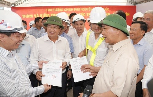 Thủ tướng thị sát, đốc thúc dự án cao tốc Trung Lương-Mỹ Thuận - Anh 2
