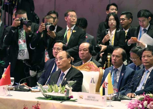 Thủ tướng: ASEAN+3 cần hợp tác duy trì và thúc đẩy tự do hóa thương mại - Anh 2
