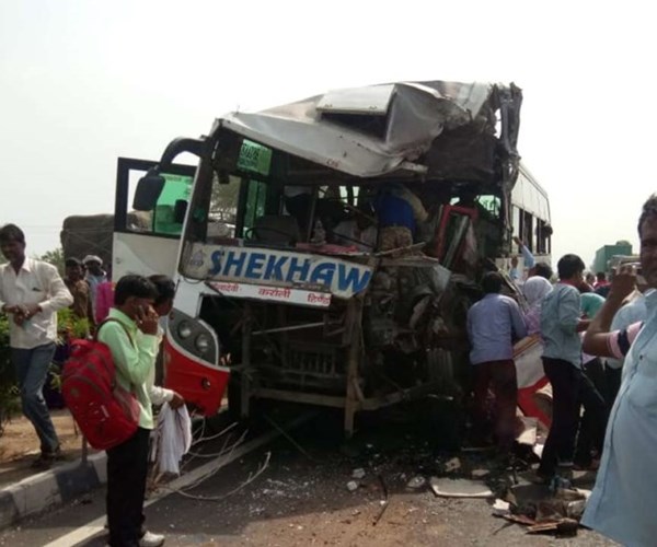 Tai nạn giao thông tại Ấn Độ khiến 31 người thương vong - Anh 1