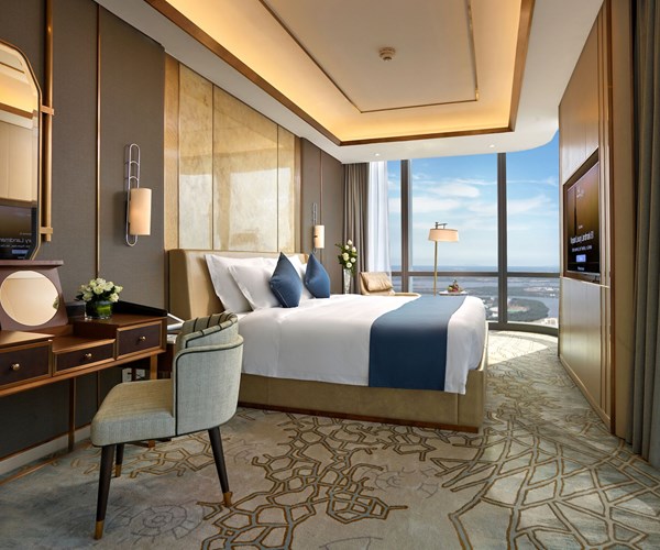 Vinpearl Luxury Hotel Landmark 81 là “Khách sạn hướng sông hàng đầu thế giới” - Anh 4