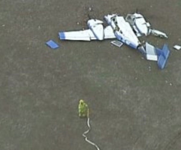 Australia: Hai máy bay va chạm trên không, 4 người thiệt mạng - Anh 1
