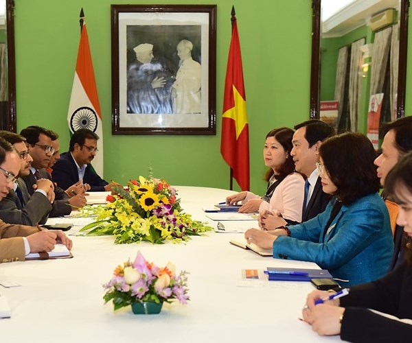 Khách Ấn Độ vẫn chọn đi du lịch Việt Nam - Anh 1