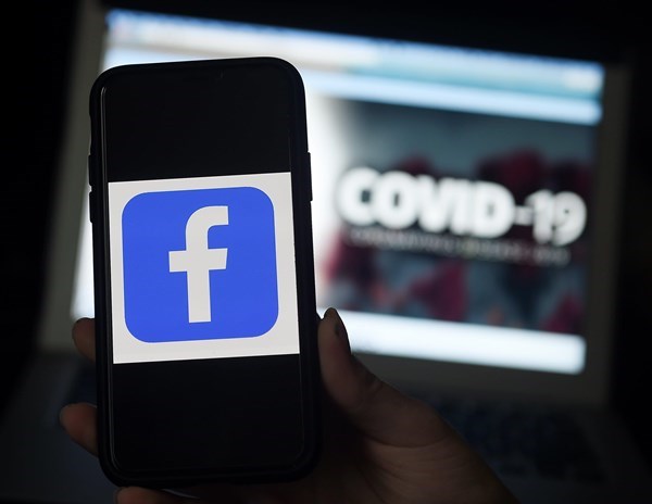 Facebook phát triển công cụ mới giúp theo dõi giãn cách xã hội - Anh 1