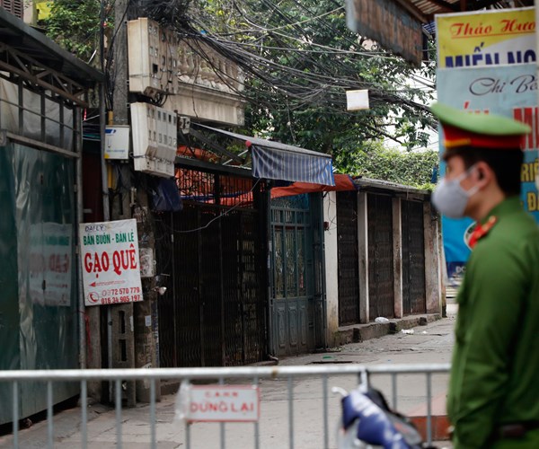 Hà Nội: Liên quan tới bệnh nhân 243, tạm đóng cửa chợ dân sinh Nghĩa Đô - Anh 6