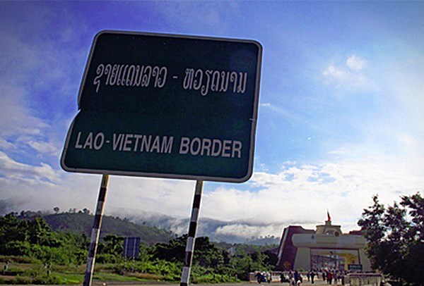 Lào tiếp tục đóng tất cả cửa khẩu quốc tế chống Covid-19 - Anh 1