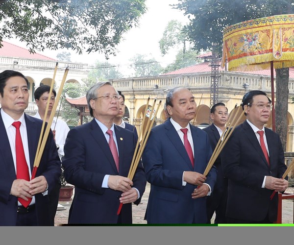 Lãnh đạo Đảng, Nhà nước vào Lăng viếng Chủ tịch Hồ Chí Minh - Anh 4