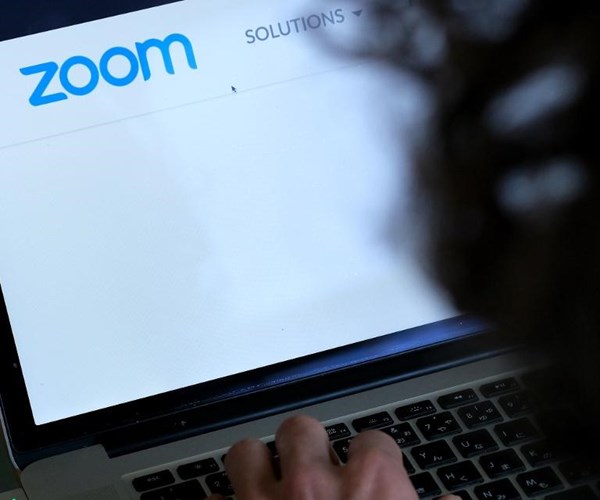 Nửa triệu thông tin đăng nhập vào Zoom bị rao bán trên mạng - Anh 1
