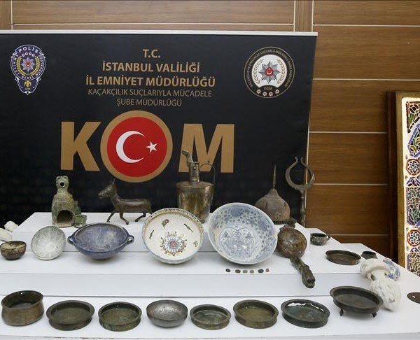 Thổ Nhĩ Kỳ thu giữ nhiều cổ vật quý cách đây hàng thế kỷ - Anh 1