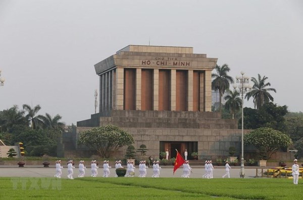 Tạm dừng tổ chức lễ viếng Chủ tịch Hồ Chí Minh từ ngày 15.6 - Anh 1
