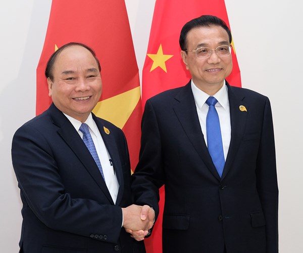 Thủ tướng Nguyễn Xuân Phúc trao đổi với Thủ tướng Trung Quốc về Biển Đông - Anh 1