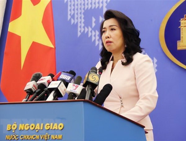 Việt Nam phản đối Trung Quốc điều tàu chiến, máy bay tới Trường Sa - Anh 1