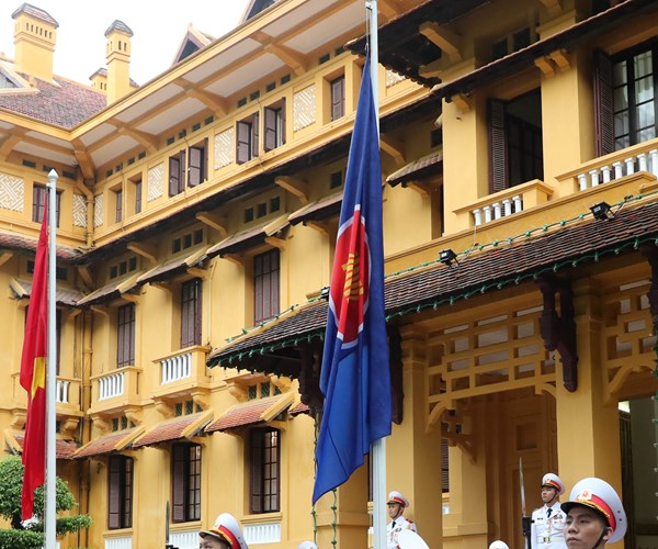 Lễ thượng cờ kỷ niệm 53 năm thành lập ASEAN - Anh 4