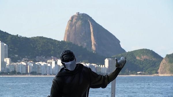 Brazil ứng dụng công nghệ để đảm bảo giãn cách tại bãi biển - Anh 1