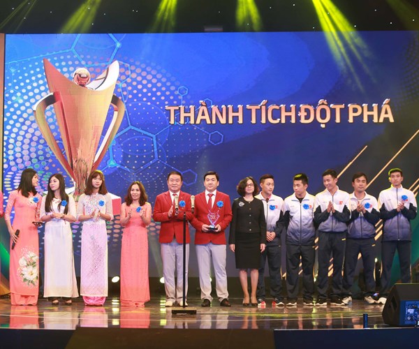 Thu Thảo – Thanh Tùng đoạt danh hiệu “VĐV tiêu biểu của năm” - Anh 2