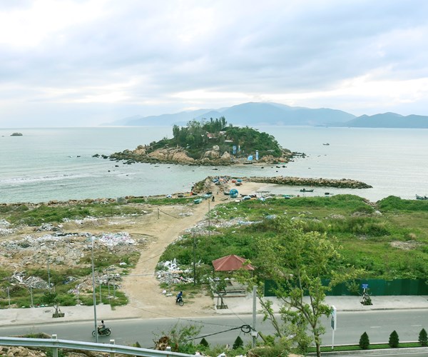 Sẽ thu hồi dự án xâm phạm vịnh Nha Trang - Anh 2
