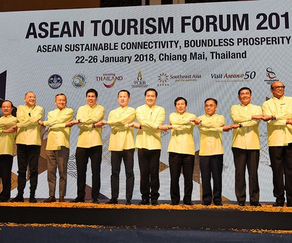 Bế mạc Diễn đàn Du lịch ASEAN (ATF) 2018: Sự hòa hợp trong ASEAN: Từ Chiang Mai đến Hạ Long - Anh 2