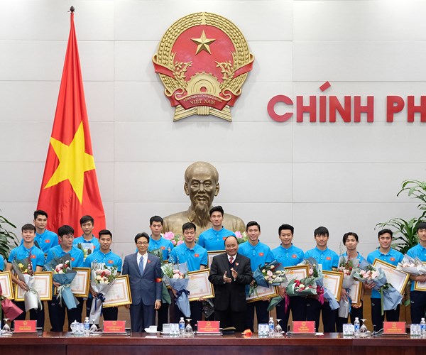 Thủ tướng gặp mặt Đội tuyển U23 Việt Nam: Hôm nay, đất trời như bừng sáng - Anh 3