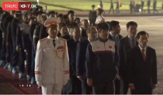 Thủ tướng gặp mặt Đội tuyển U23 Việt Nam: Hôm nay, đất trời như bừng sáng - Anh 9