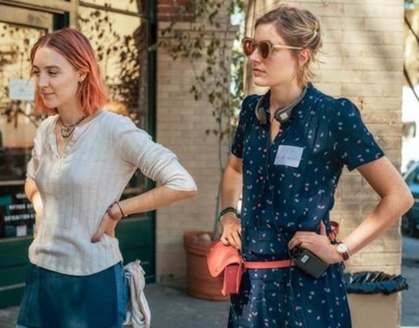 Nữ đạo diễn Greta Gerwig tiết lộ câu chuyện mẹ con đầy cảm động trong 