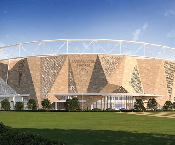 Sân vận động cricket lớn nhất thế giới được mang tên Thủ tướng Ấn Độ - Anh 1