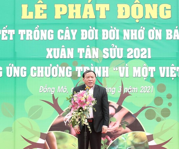 Thứ trưởng Nguyễn Văn Hùng: Bằng những việc làm, hành động thiết thực hưởng ứng phong trào trồng cây và bảo vệ môi trường - Anh 3