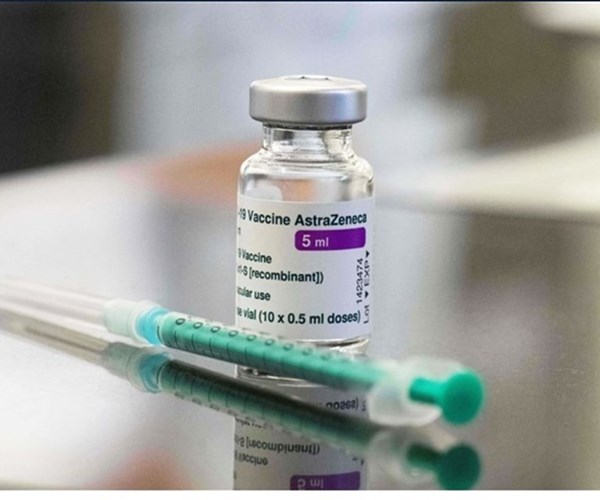 WHO: Không có lý do gì để ngưng dùng vaccine AstraZeneca - Anh 1