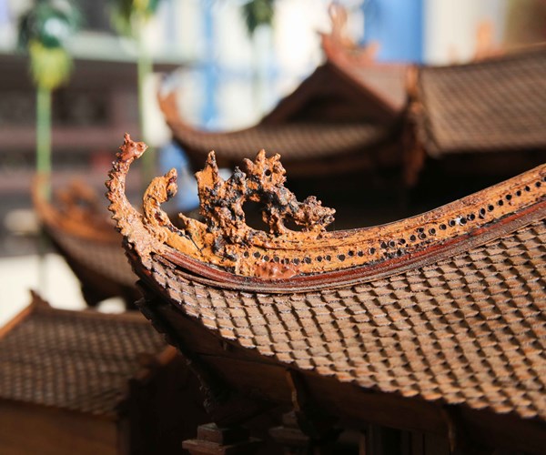 Ngỡ ngàng ngôi đình làng bằng gỗ gụ nhỏ nhất Việt Nam - Anh 8