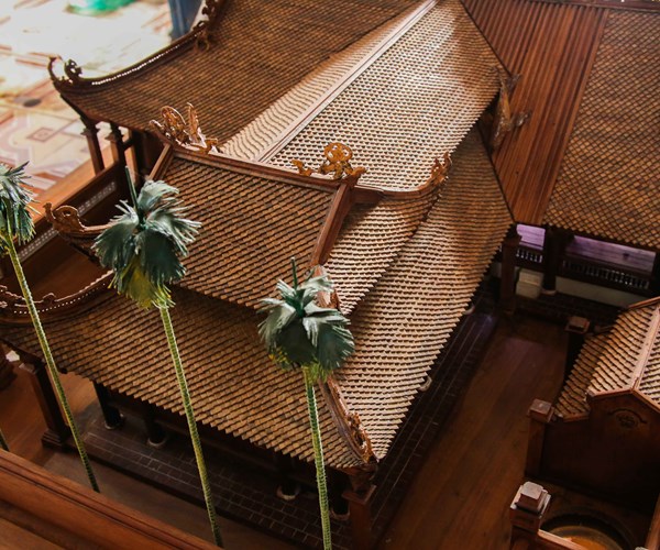 Ngỡ ngàng ngôi đình làng bằng gỗ gụ nhỏ nhất Việt Nam - Anh 5