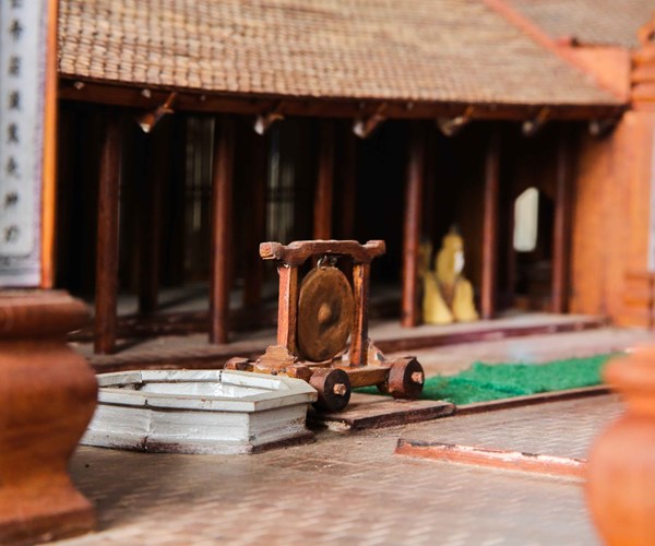 Ngỡ ngàng ngôi đình làng bằng gỗ gụ nhỏ nhất Việt Nam - Anh 6