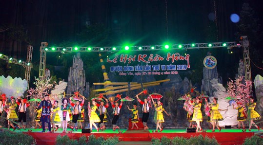 Đặc sắc lễ hội khèn Mông trên cao nguyên đá Đồng Văn - Anh 1