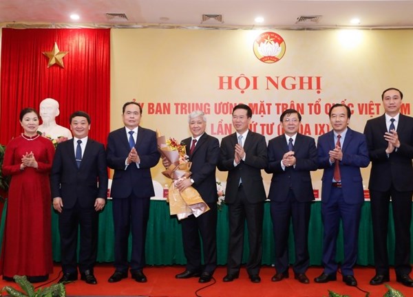 Ông Đỗ Văn Chiến giữ chức Chủ tịch Ủy ban Trung ương MTTQ Việt Nam - Anh 1