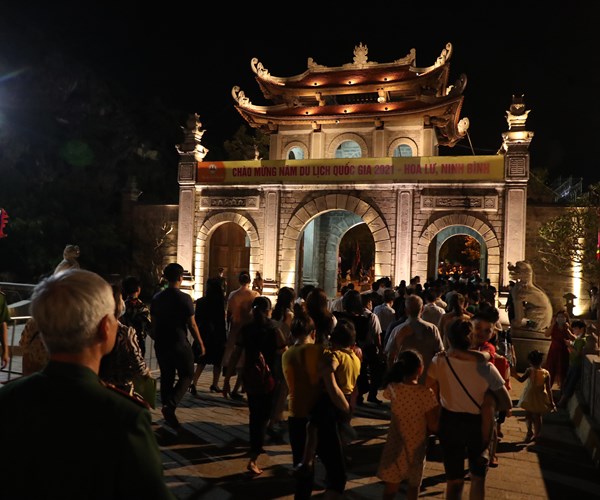 Khai mac Nam Du lich quoc gia - Ninh Binh 2021: Hoa Lu - Co do ngan nam - Anh 4
