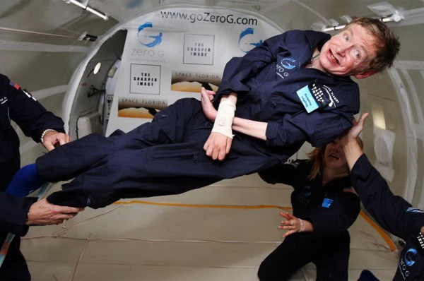 Stephen Hawking qua đời - thế giới mất đi một nhà vật lý thiên tài - Anh 1
