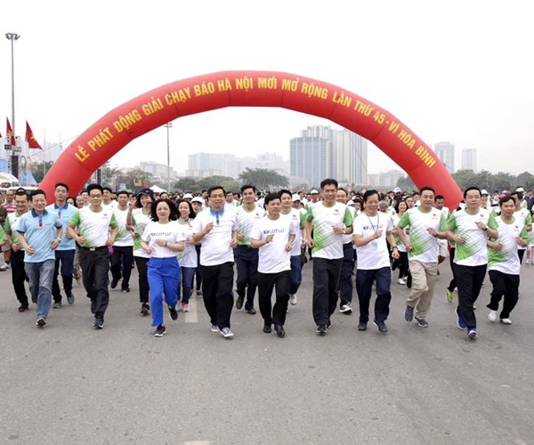 72 năm Ngày Thể thao Việt Nam: Cả nước tham gia Ngày chạy Olympic Vì sức khỏe toàn dân - Anh 1