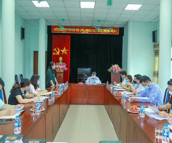 Thứ trưởng Bộ VHTTDL Đoàn Văn Việt làm việc với NXB Văn hóa dân tộc - Anh 1