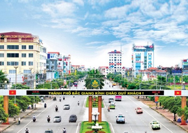 Gỡ bỏ giãn cách xã hội thành phố Bắc Giang từ hôm nay - Anh 1
