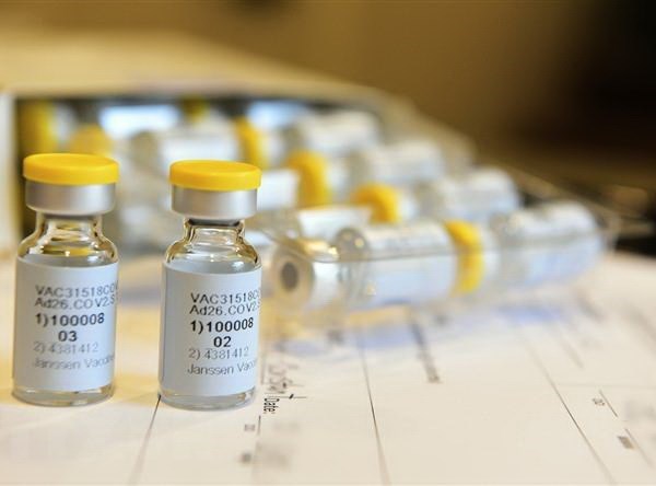 Mỹ hỗ trợ vaccine Johnson&Johnson, Moderna cho 3 nước châu Á - Anh 1