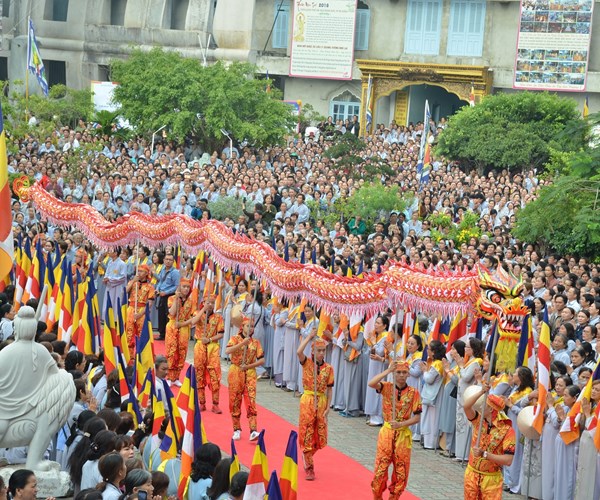Đoàn Đại sứ quán Ấn Độ trao tặng cây Bồ đề đạo tràng tại Lễ hội Quán Thế Âm 19.2 - Ngũ Hành Sơn - Anh 1
