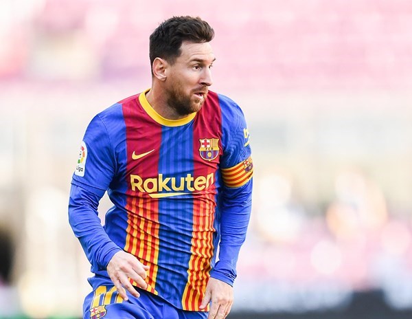 Siêu sao Lionel Messi sẽ gắn bó với Barcelona đến năm 39 tuổi - Anh 1