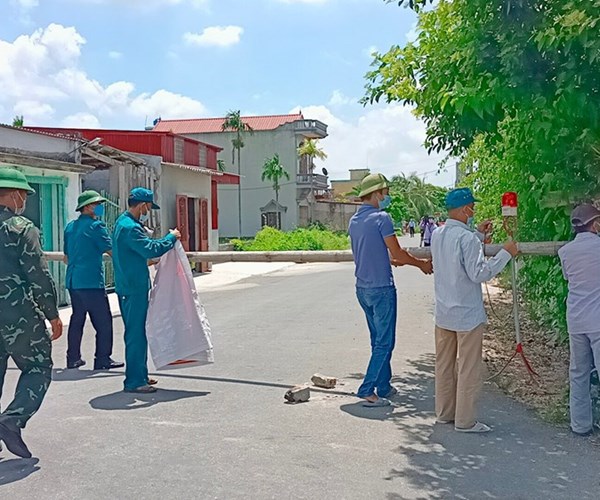 Hải Phòng: Gỡ bỏ phong tỏa 3 thôn tại huyện Vĩnh Bảo - Anh 2